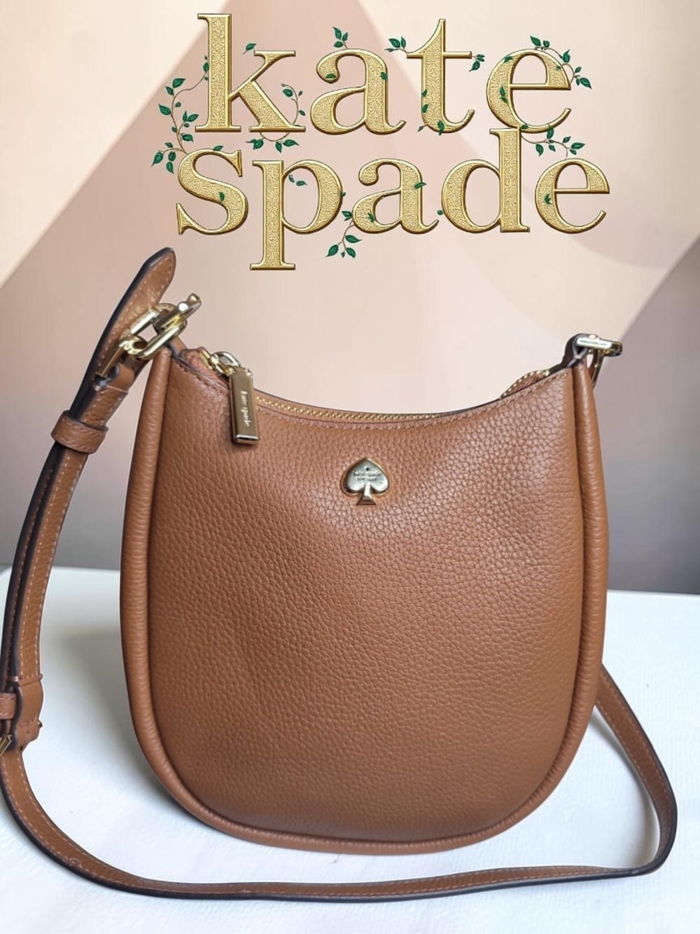 Kate Spade New York Kayla Small Swingpack Crossbody Exc. Condition W/Charm Chain